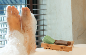 How to Make Your Bathroom Plastic-Free: Tips and Tricks from Prezerve